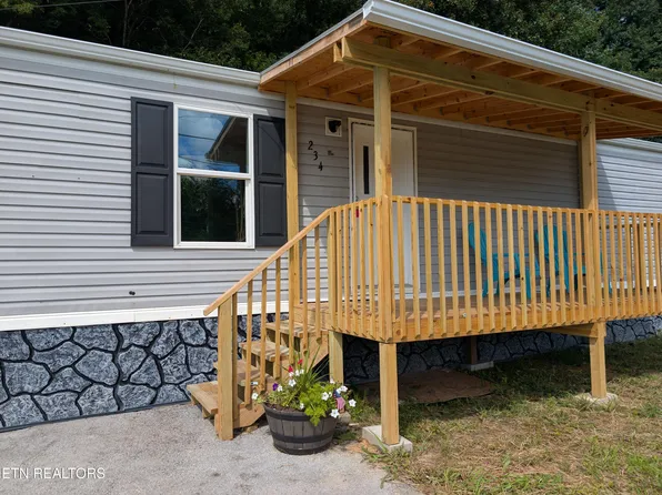234 S 46th St, Middlesboro, KY 40965