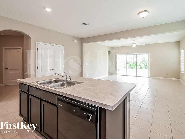 5476 Preston Bentley Dr — Photo 8