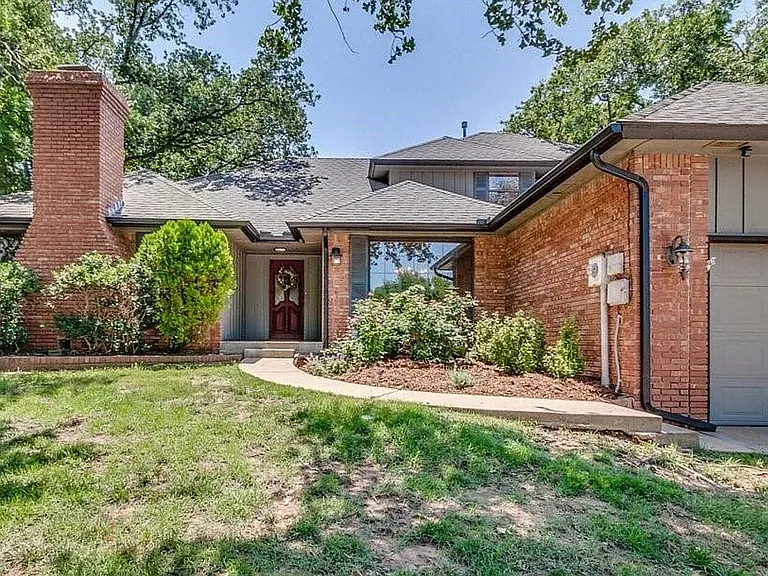 1408 Fox View Ct — Photo 1