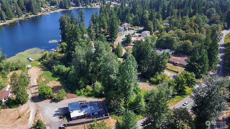 2nd image of 17274 SE Petrovitsky Road