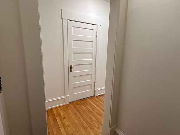 3rd image of 235 S 200 E APT 101