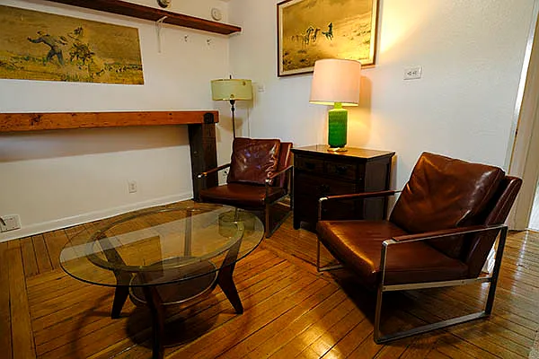 1 bed, 900 sqft, $1,400 — Photo 2