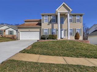 2444 Eagle Forest Dr, Saint Charles, MO 63303