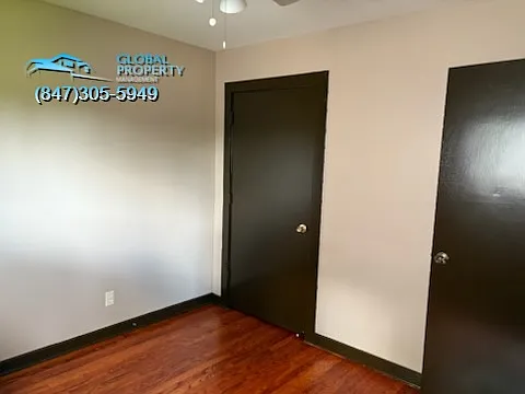 2 bed, 900 sqft, $1,200 — Photo 1