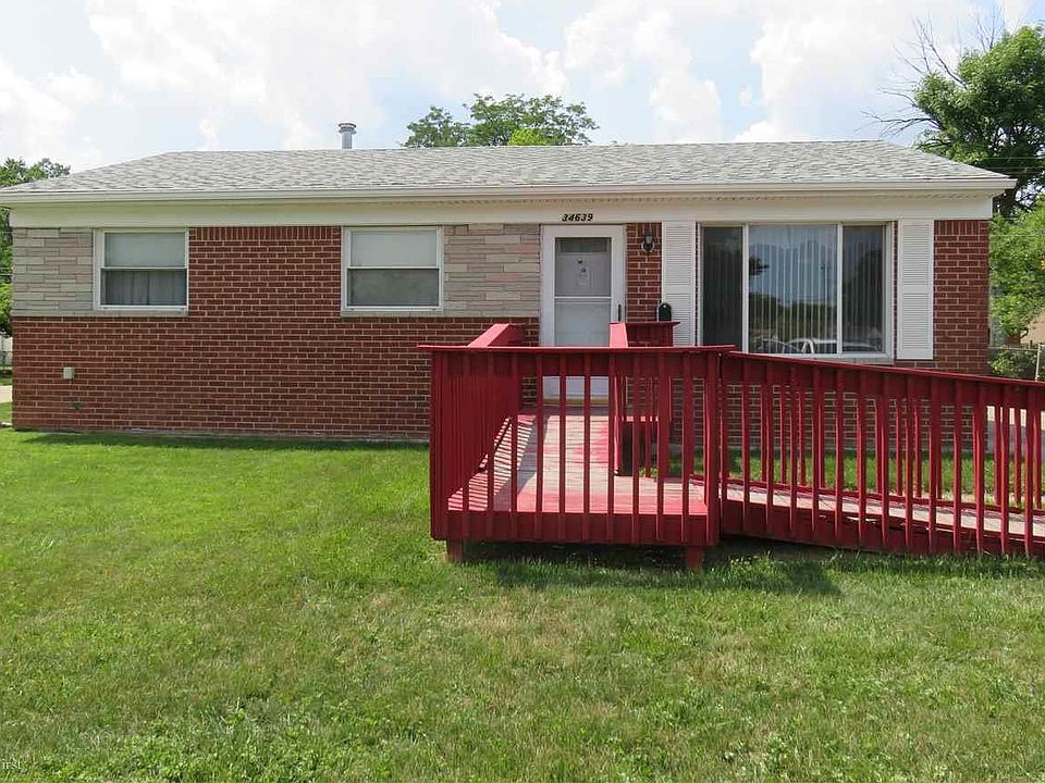1st image of 34639 Beaconsfield St