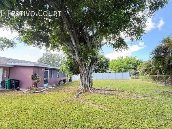 864 SE Festivo Ct, Port Saint Lucie, FL 34983