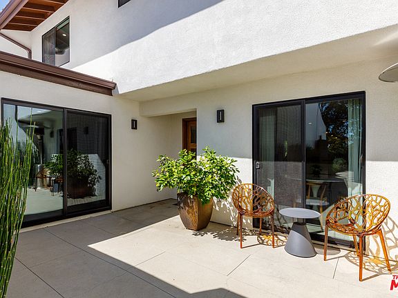 3rd image of 2526 Angelo Dr