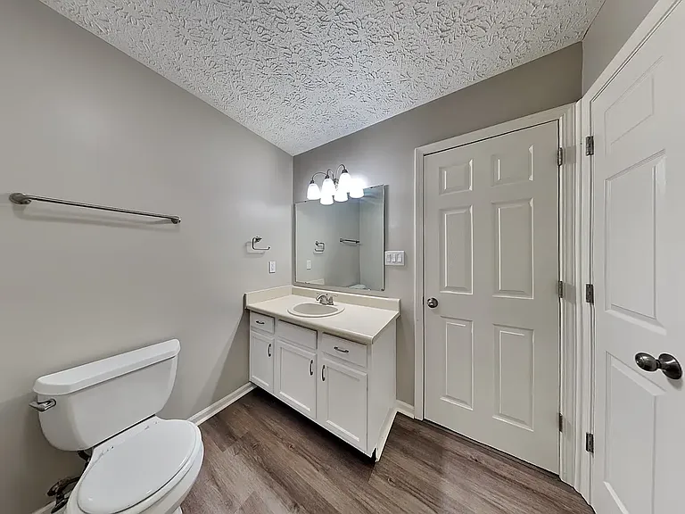 4427 Nighthawk Ct — Photo 21