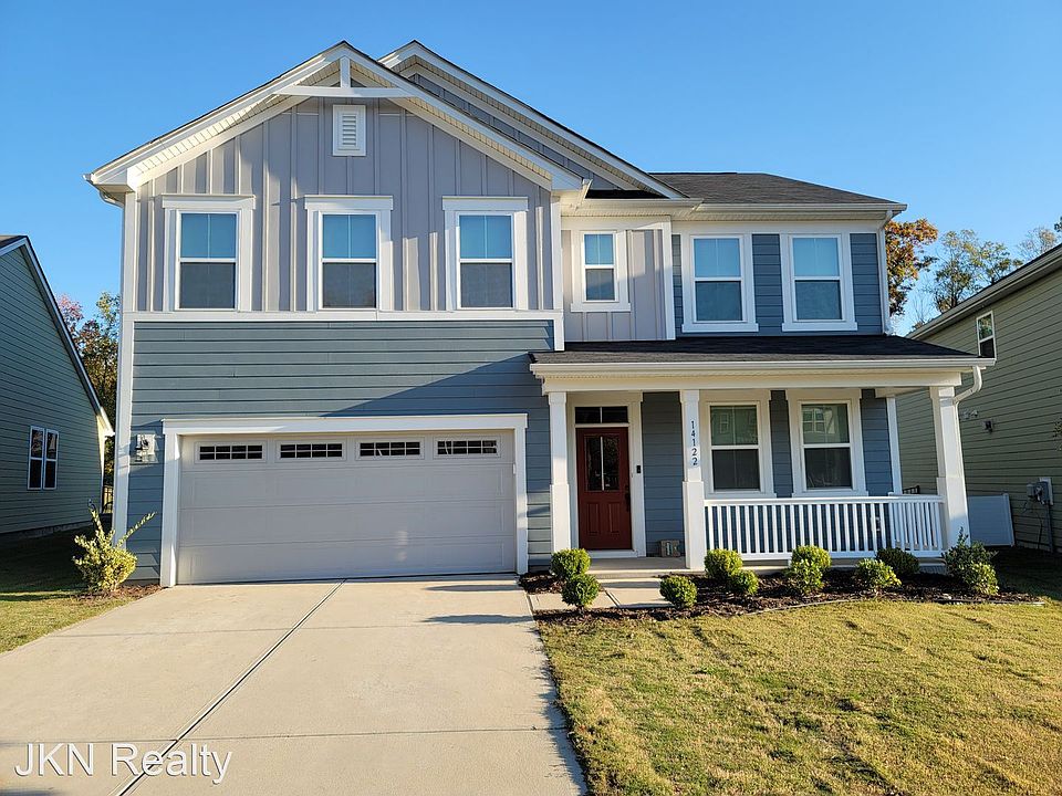 1st image of 14122 Magnolia Walk Dr