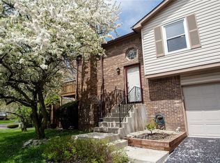 2528 N Willow Way, Indianapolis, IN