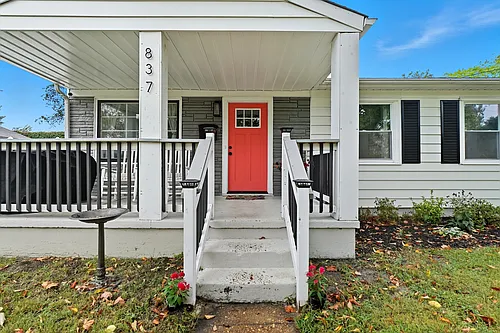 837 Tifton St Photo 1