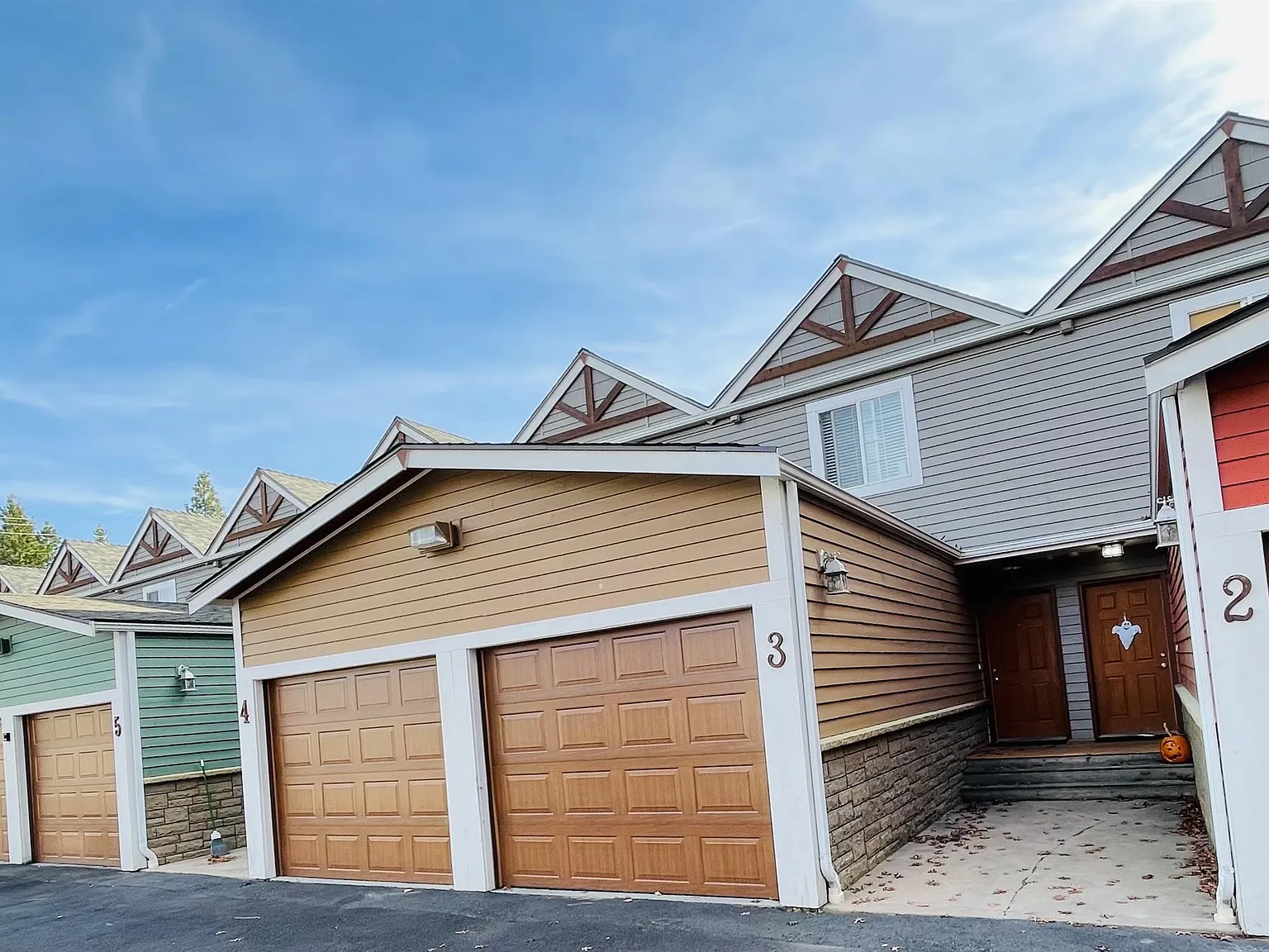 2824 Spring Park - 4 — Photo 1