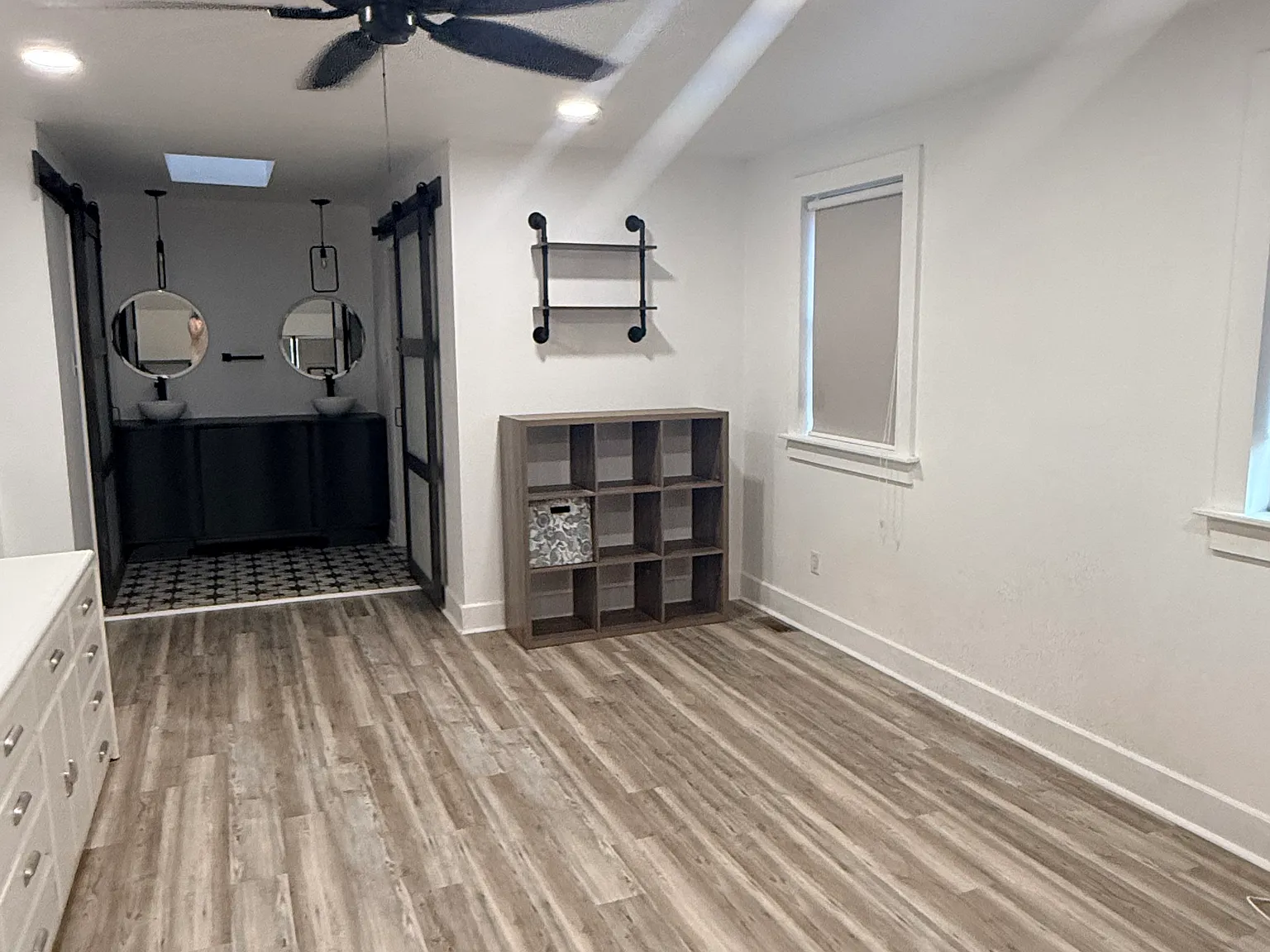 1 bed, 1000 sqft, $1,750 — Photo 1