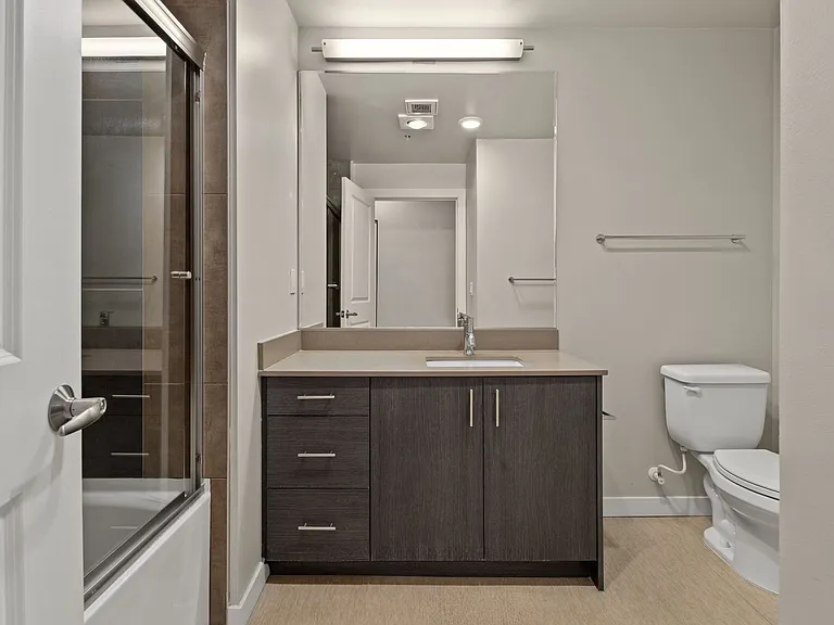 Evolve Apartments — Photo 21