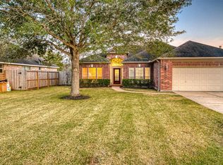 3819 Crestwood Cir, Needville, TX 77461