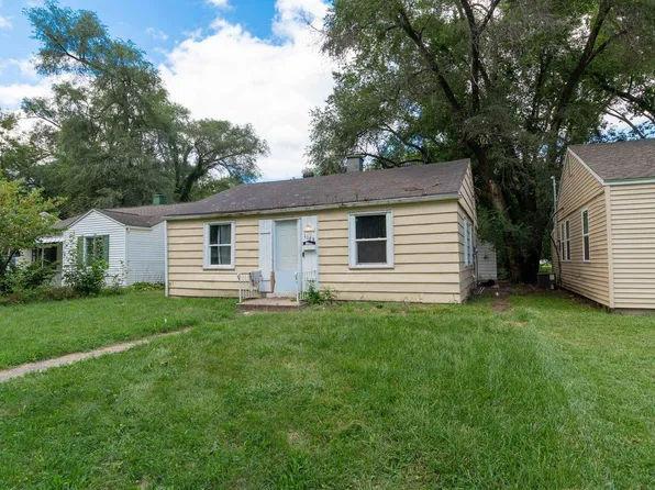 1109 Beale St, South Bend, IN 46616