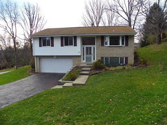1st image of 105 Skyview Dr