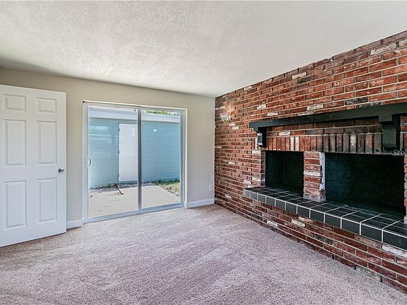5th image of 4152 Beacon Square Dr