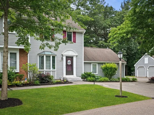 1204 Foxwood Cir Unit 1204, Peabody, MA 01960