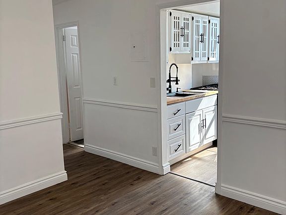 4th image of 143 Bruce Ave Floor 3