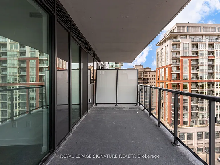 2075 Lakeshore Rd #811 — Photo 24