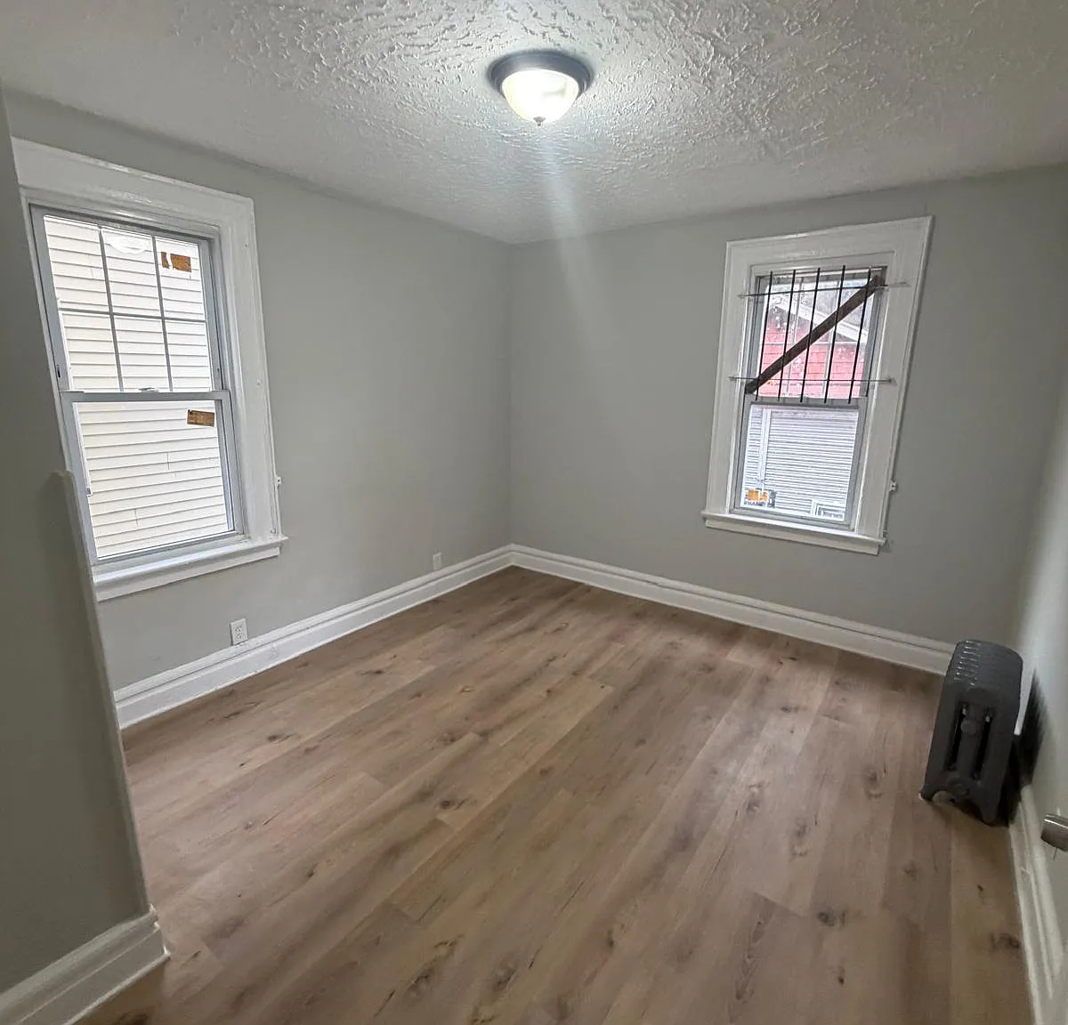3 bed, $1,999 — Photo 4