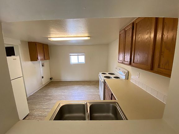 4th image of 310 Dearborn Ave #2