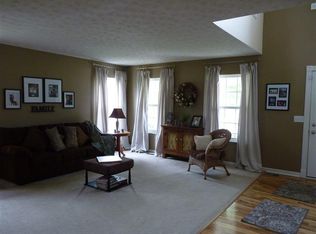 40 Highland Dr, Monroe, OH 45050