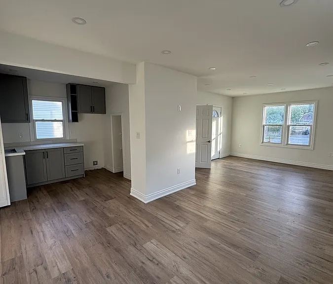33 Oak St — Photo 18