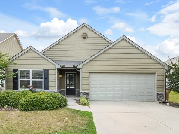 315 Meadow Vista Ln, Hoschton, GA 30548