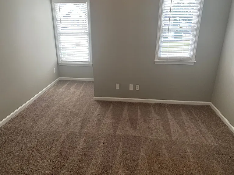 8743 Fox Chase Ln — Photo 14