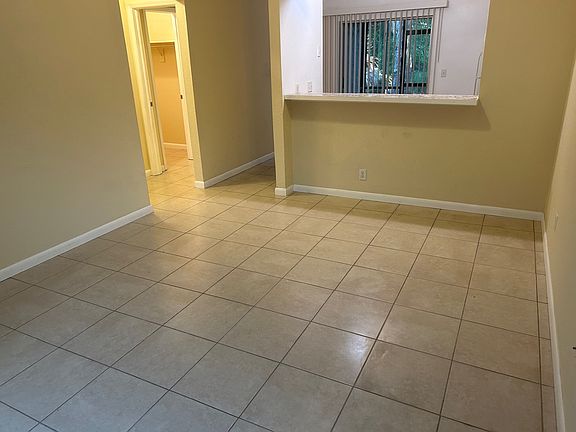 4th image of 10365 Riva Ridge Trl