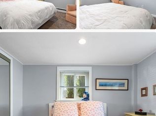 64 Bryon Rd APT 1, Chestnut Hill, MA 02467