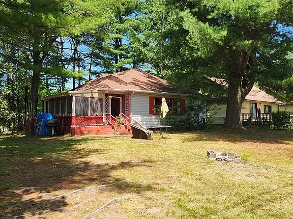 53 Hasbrouck A Rd, Loch Sheldrake, NY 12759