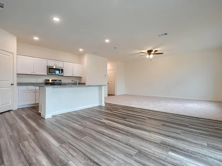 14122 Emeric St — Photo 7