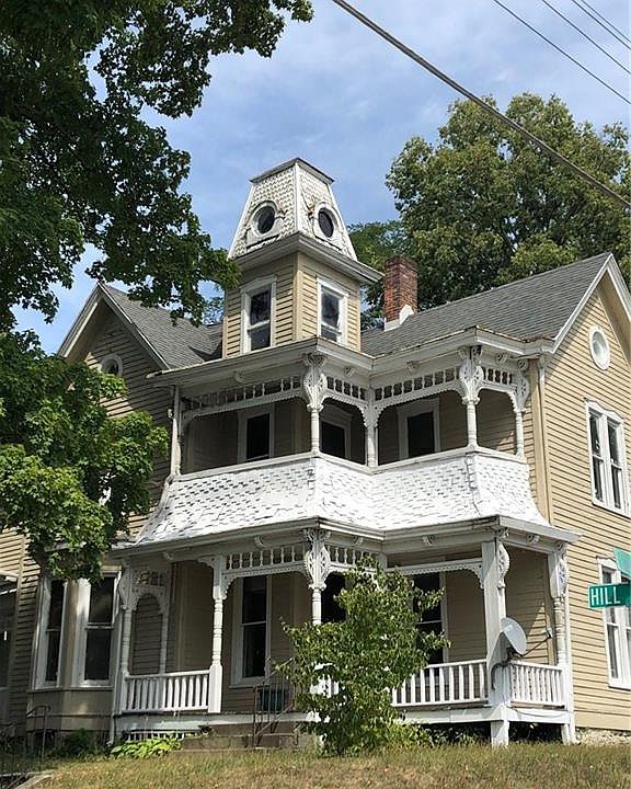 1st image of 324 Hill Ave