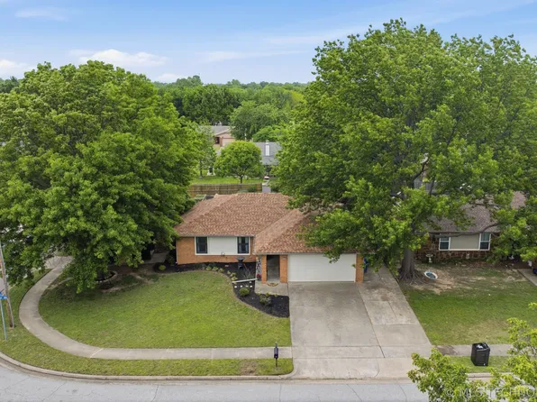 2010 W Ithica St, Broken Arrow, OK 74012