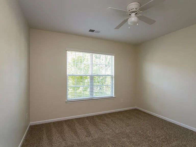 17204 Hampton Trace Rd — Photo 12