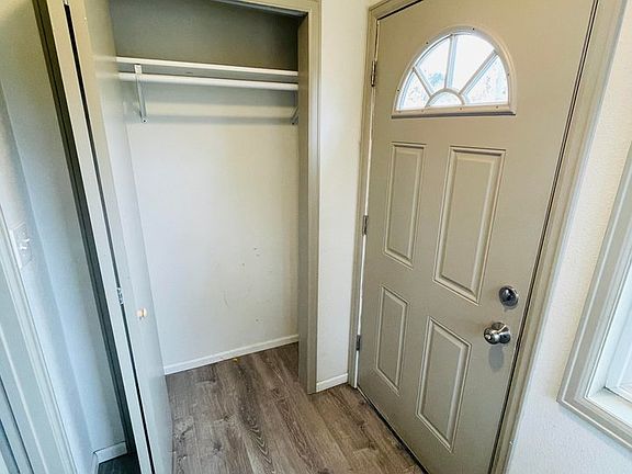 2nd image of 470 W Spring St