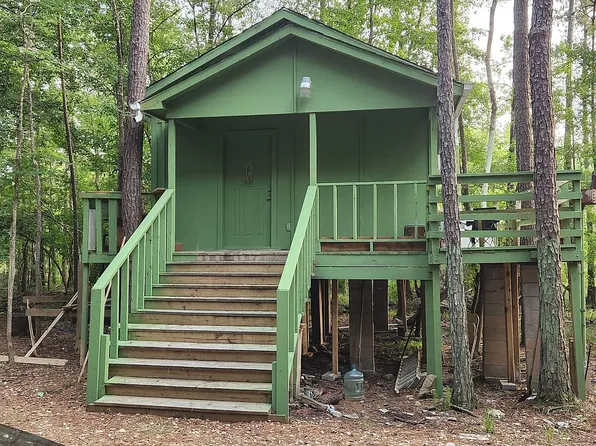 9470 Village Creek Rd, Silsbee, TX 77656