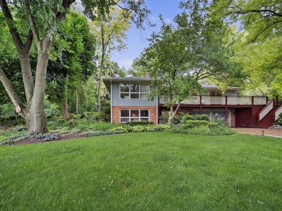 226 Bays Pl, Tower Lakes, IL, 60010