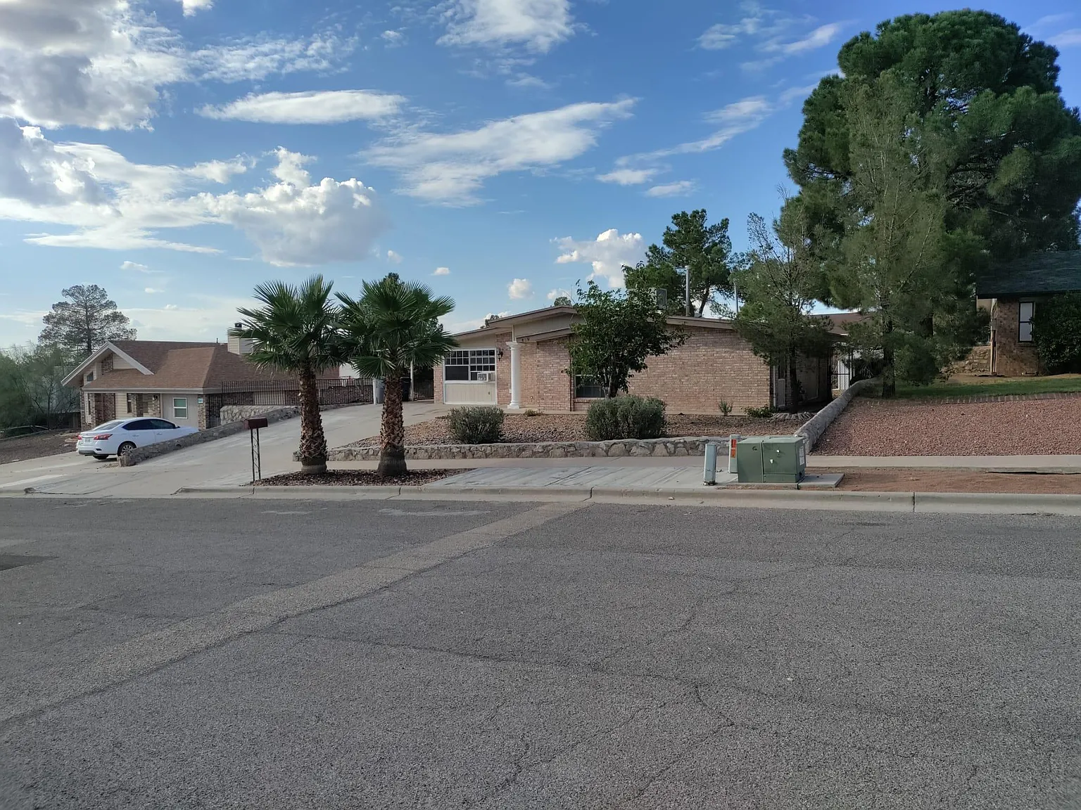 4 bed, 1500 sqft, $1,900 — Photo 3