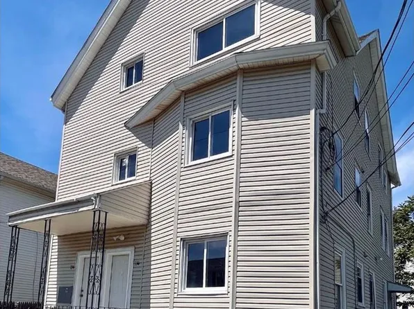 134 Englewood Ave, Pawtucket, RI 02860
