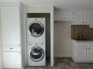 5125 W Wooley Rd APT 4, Oxnard, CA 93035