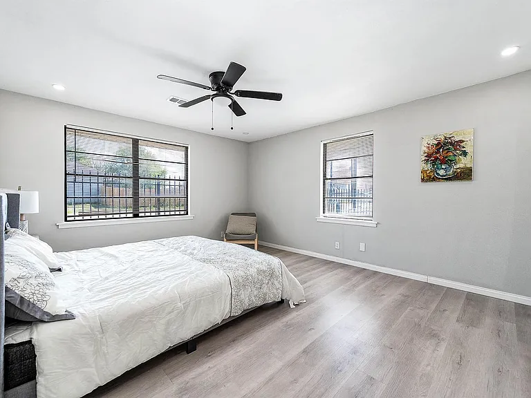 4356 Phlox St — Photo 25