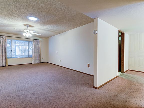 5th image of 9703 W Emberwood Dr