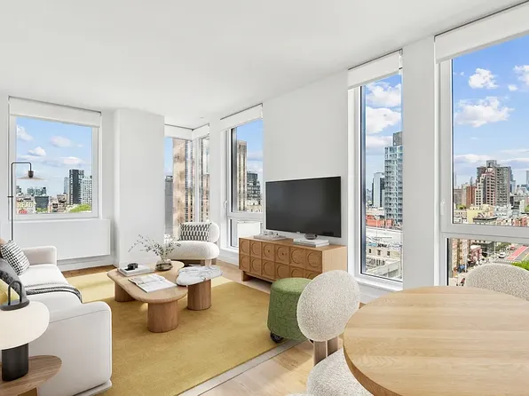 125 Delancey St, New York, NY
