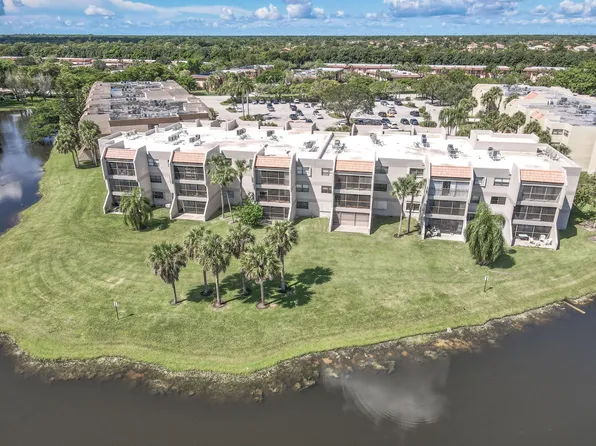 230 Lakeview Drive #307, Weston, FL 33326