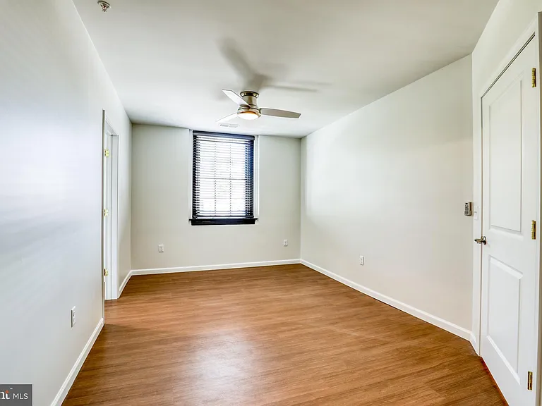 210 E Boscawen St #200 — Photo 6