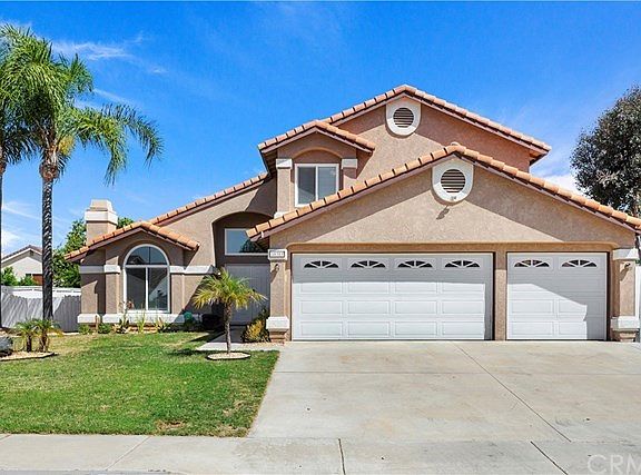 3rd image of 25353 Lacebark Dr